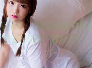 GIRLT果团网 - 周妍希的眼镜写真，秒杀四方目光的“镜子效应”