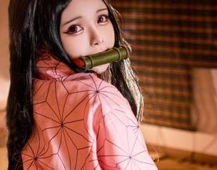 Hachi小芭的学妹，高清照片一不小心就让人心猿意马