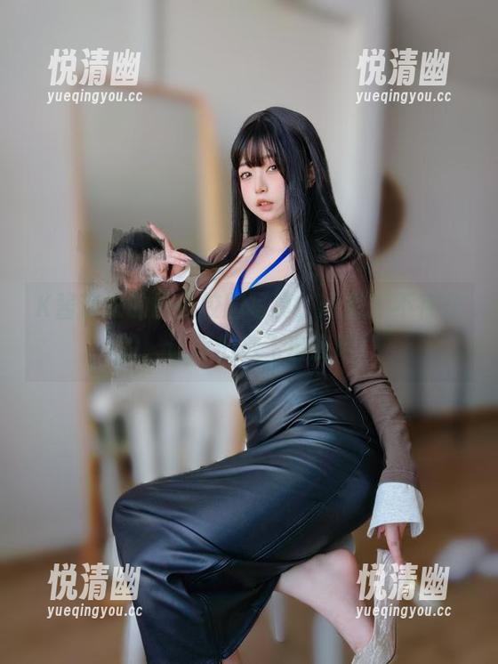 K酱带来的最新校园写真，课堂？不存在的，让我们放飞自我吧！-悦清幽