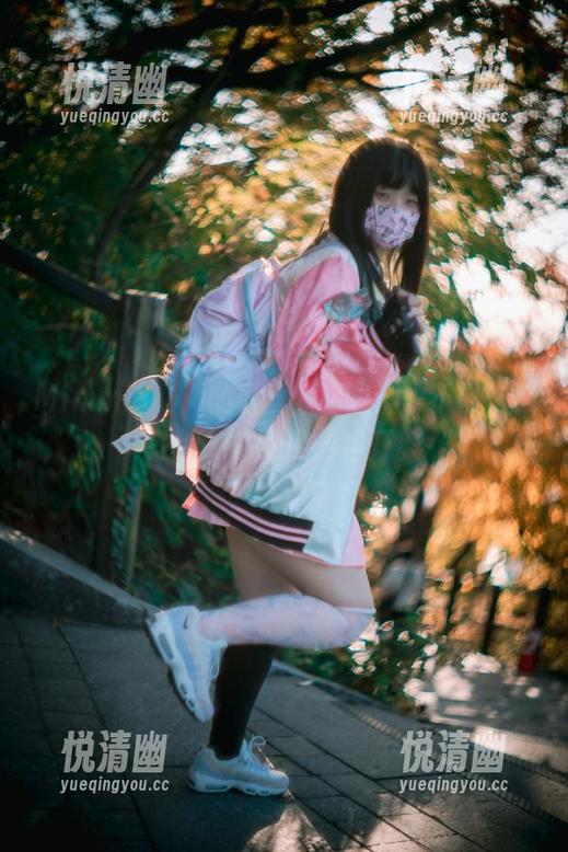 Mimmi(밈미)的蕾丝，眼睛都舍不得从这些缠绵的线条上移开。-悦清幽