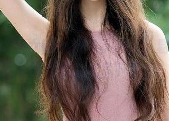 TuiGirl推女郎 - 楼下小声点，易阳学姐整个图集都在这里下载着！