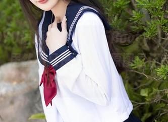 XIAOYU语画界 - 徐莉芝Booty“姐姐”写真，居然不只是好看，原图里还有种淡淡的情感呢。