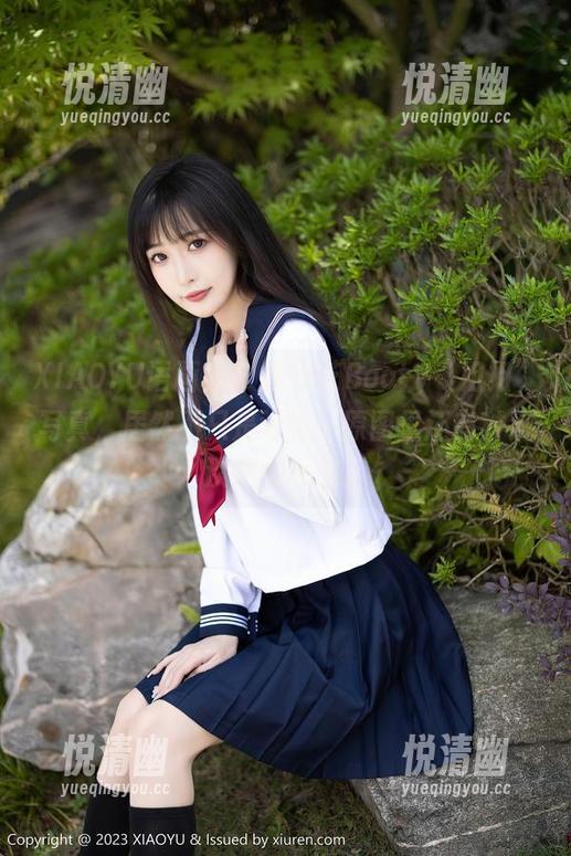 XIAOYU语画界 - 徐莉芝Booty“姐姐”写真，居然不只是好看，原图里还有种淡淡的情感呢。-悦清幽