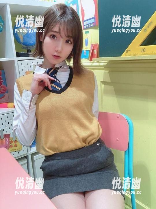 けん研(けんけん)长腿图包：为合影准备好，各种角度都不止高冷！-悦清幽