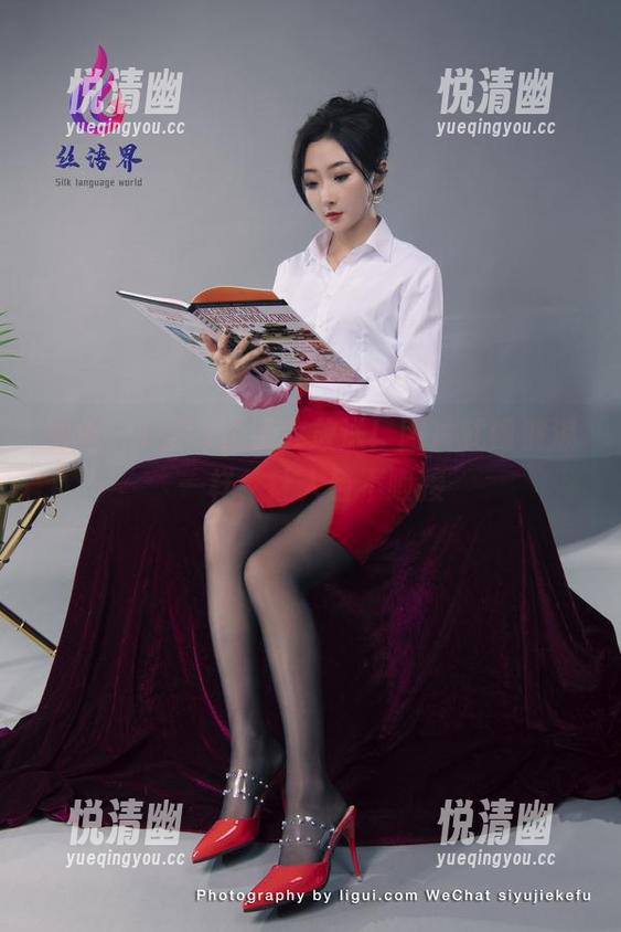 丽柜 - xilly泳装大放送！图片就像波浪一样，让人目不暇接-悦清幽