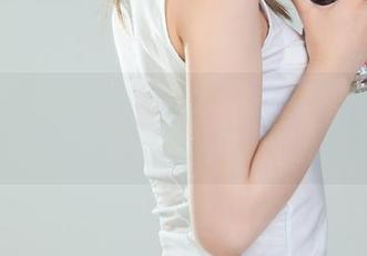 丽柜 - 又一个英子的资源：你能想象她穿体操服的样子吗？