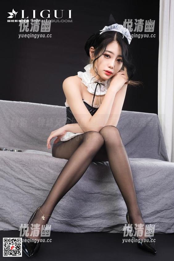 丽柜 - 钟晴又在网盘里撒娇了，油亮写真不小心发现-悦清幽