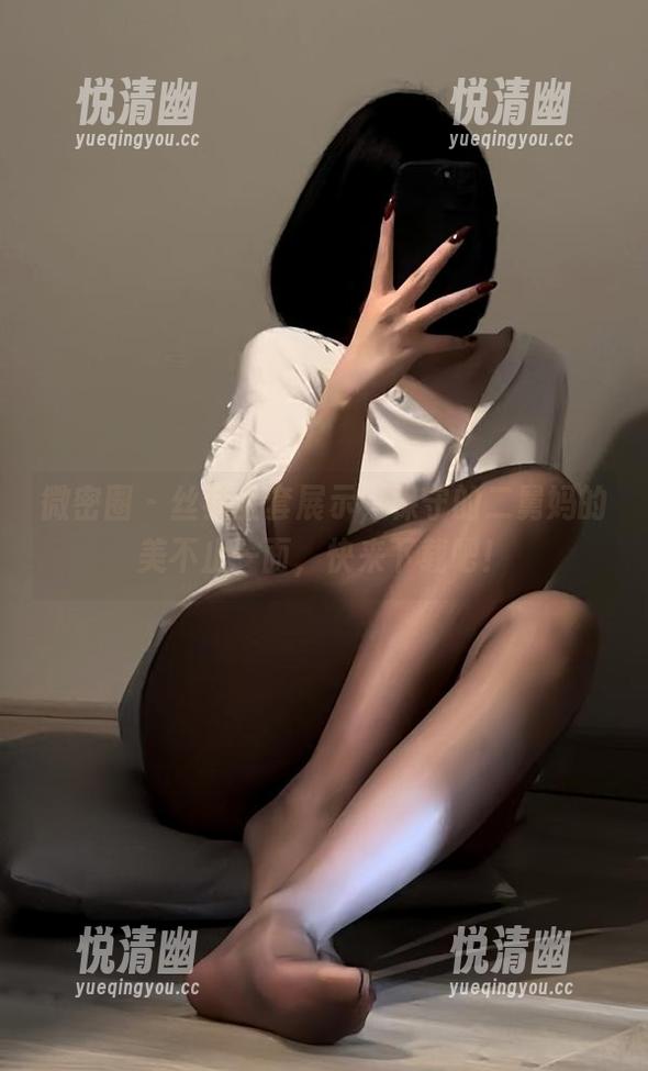 微密圈 - 丝袜全套展示,保守的二舅妈的美不止一面,快来下载吧!-悦清幽 微密圈 - 丝袜全套展示,保守的二舅妈的美不止一面,快来下载吧!-悦清幽