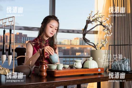 克拉女神 - 选择是艰难的，图库里的芊芊天使究竟要与谁共舞？-悦清幽