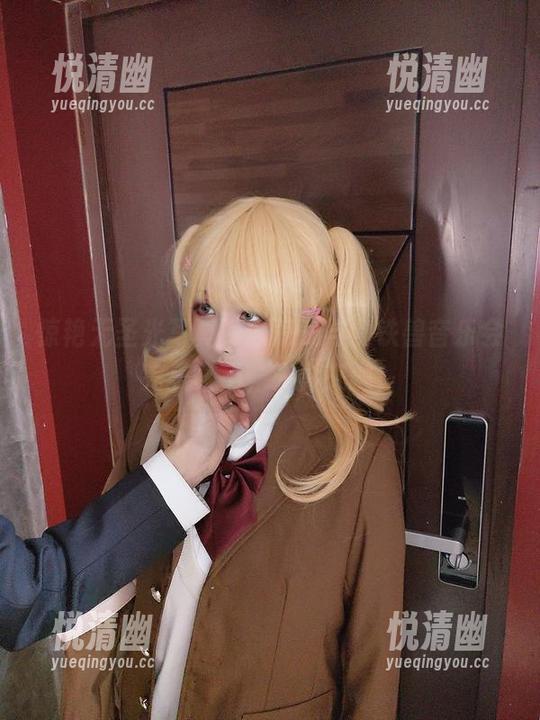 惊艳无圣光写真，凉凉子与食铁兽音乐会完美碰撞，光影交融！-悦清幽
