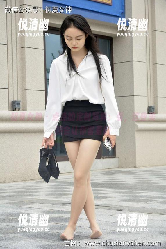 初夏女神 - 点点的定制写真：看，这些美腿会让你害羞的-悦清幽