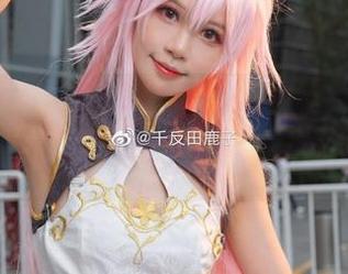 千反田鹿子与水手服，为什么总让人想到出海？是我们的思维太“水”吗？