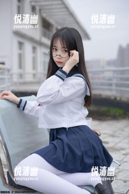 喵糖映画――原图里的角色扮演制服，是谁在次元门口等？-悦清幽