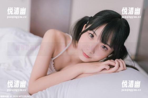 喵糖映画传来，水手裙学妹的美图仿佛在邀请我做个梦。-悦清幽
