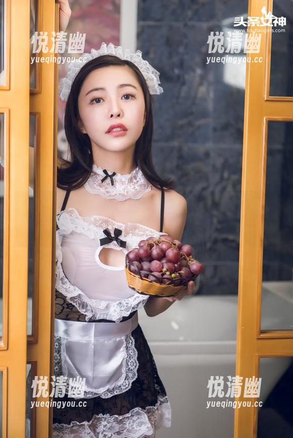 头条女神 - 没有冲浪的夏天，不如先下载尹菲的海边写真来解解馋。-悦清幽