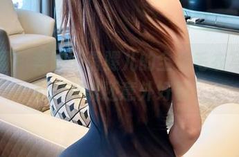微密圈 - 奔跑的晶骡儿的全套毛衣写真，不仅保暖还意外好看！