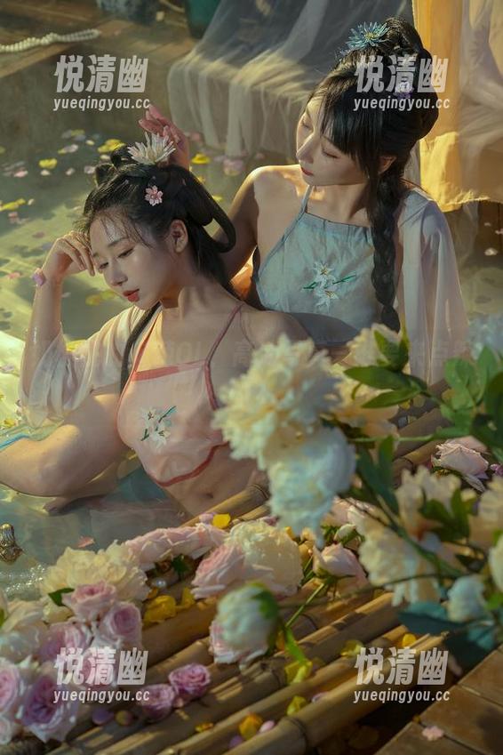 奶桃桃的麻辣OL，高清写真—谁要来点辣的？-悦清幽