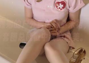 小女巫露娜的户外冒险和小米裙，免费的套图总能戳中我的审美。