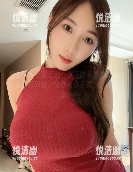 微密圈 - 特级福利！小玉吃果冻的白背心紧身牛仔短裤，免费给你下载，记得快动手！-悦清幽