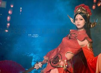 在海洋和武则天之间，戚顾儿的高清图册搞得我心里像海浪一样翻滚！