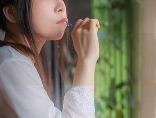 图包中藏着的，无颜小天使wy短裙趣味，果然比我想象的要俏皮。