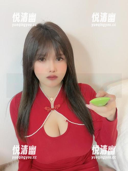 微密圈 - 分享这张让人心花怒放的紫色是可馨吖图片，你会陷入色彩的漩涡！-悦清幽