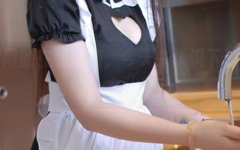 果团网的在线图集，今天来认识下这贱兮兮的日本女老湿。