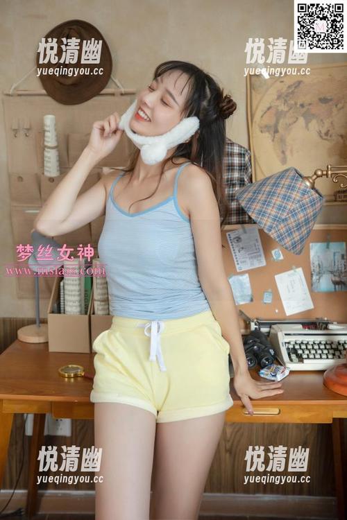 梦丝女神 - 混乱的审美选择，晓晓的丝袜合集给了我不少启发，分享的态度也很赞。-悦清幽
