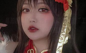 别意外，私拍图包里的天台是椒妮佐仁的“工作室”，不知有什么灵感呢？