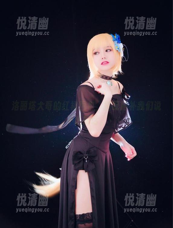 洛丽塔大哥的红裙图包，搭配脑补我们说不出的话。-悦清幽