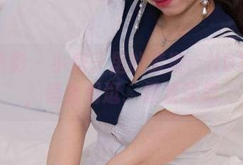 甜予摄影 - 小房子里的璇璇：HD写真集，适合闲逛、假装深思