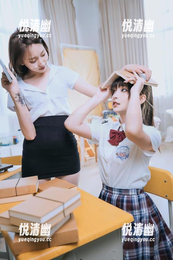 水手服COS直击心底，神乐坂真冬的图集中都是...我该怎样形容？-悦清幽