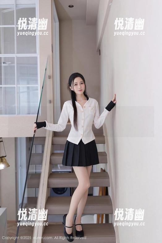 秀人网 - 夏旖诺瑜伽写真：无圣光下看身段，未必如你所想哦-悦清幽