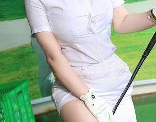 秀人网 - 被尤Una娜的比基尼原图抓住了目光，下载之后保存好别走错房间