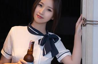 秀人网 - 在图库翻星星baby的万圣节，高清效果看得我直想脱口秀。