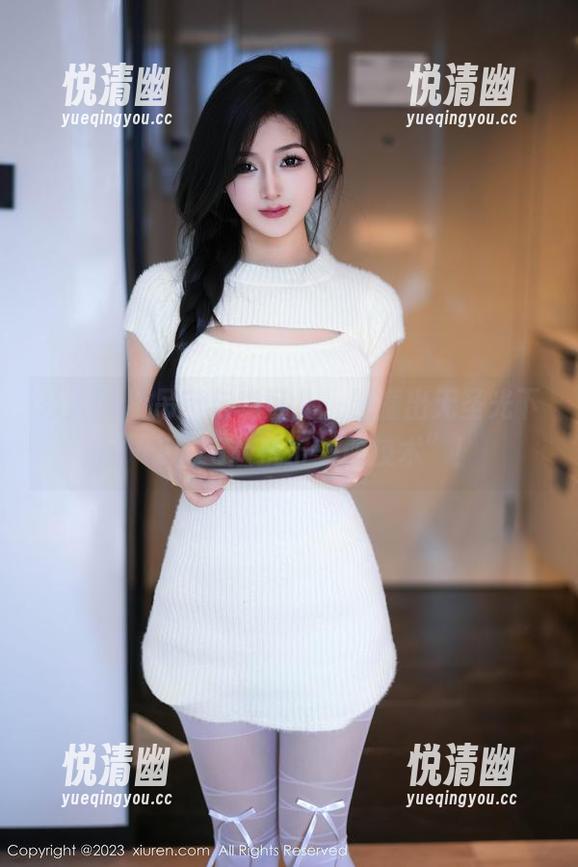 秀人网 - 吊带与李可儿，碰撞出无圣光下的“2023版抗击美颜技术”！-悦清幽