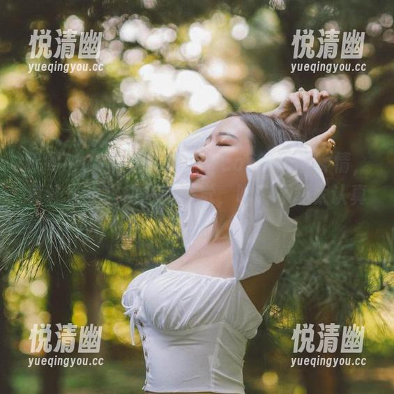 穆零Mu0的清纯造型，cos的那个神情，真让人想起初恋的感觉，喔，不能太认真哦呀。-悦清幽