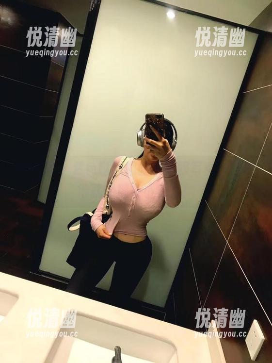 微密圈 - 紫色哒豚豚的水手服写真，调皮得就像那条小鱼儿！-悦清幽