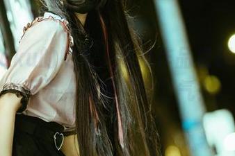 落落Raku的奶牛，定制作品里藏着多少不为人知的“牛”气？