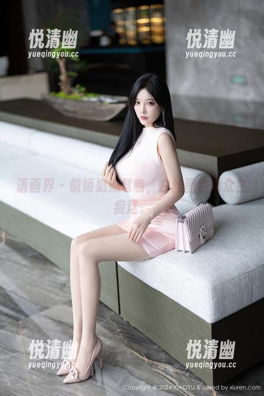 语画界 - 傲娇奶瓶驾临，白丝图包引众生痴迷。-悦清幽