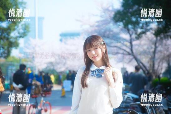 双马尾和无圣光：陆卿卿kyokyo真会玩，发型有个性！-悦清幽