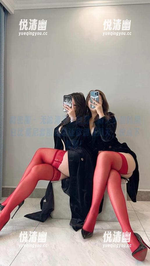 微密圈 - 无论海浪多激烈，陈大小姐的黑白比基尼套图总能让你别有洞天，快点下载啊！-悦清幽