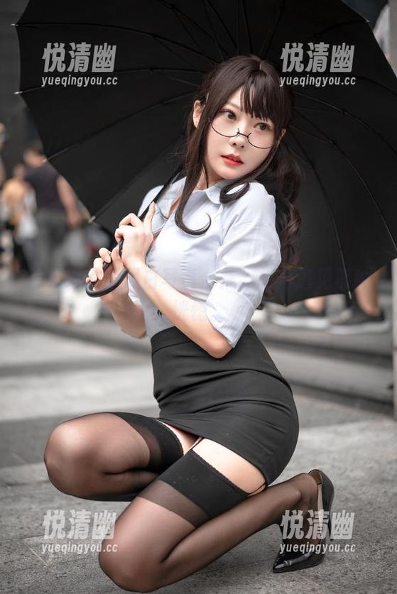 香草喵露露黑白写真合集，转角遇见那种恍惚。-悦清幽