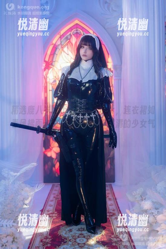 精选鹿八岁baby的coslook，连衣裙如春风拂面，随之而来的还有满满的少女气息。-悦清幽